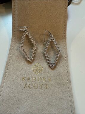 Kendra Scott Silver Diamond-Outline Drop Earrings